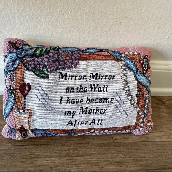 tapestry pillow mirror mirror on the wall small - Picture 1 of 3